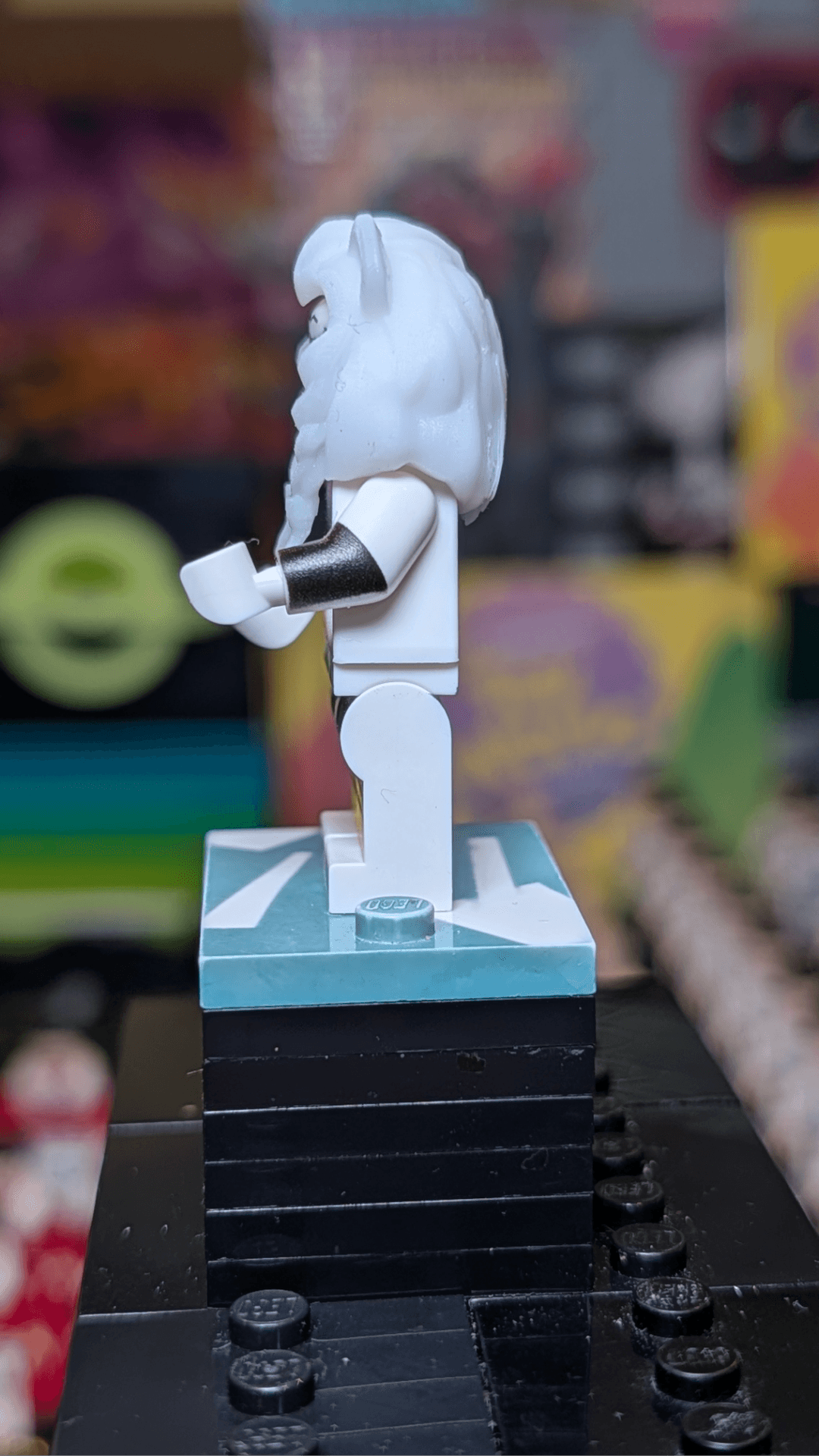 Invincible - Battle Beast V2 (white mane) photo 2