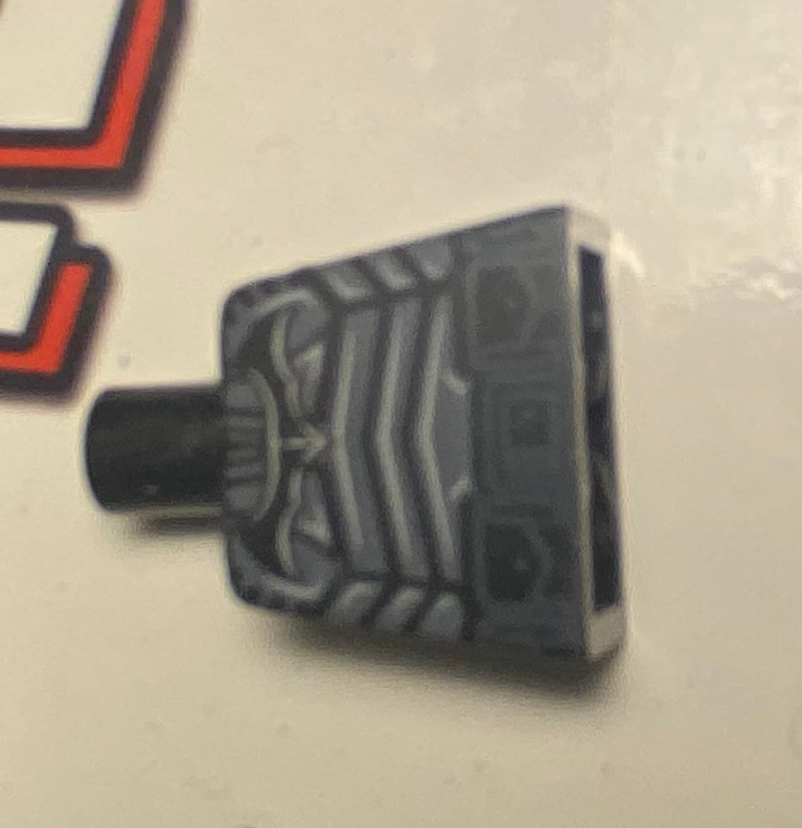 Minifig madness Batman torso photo 2