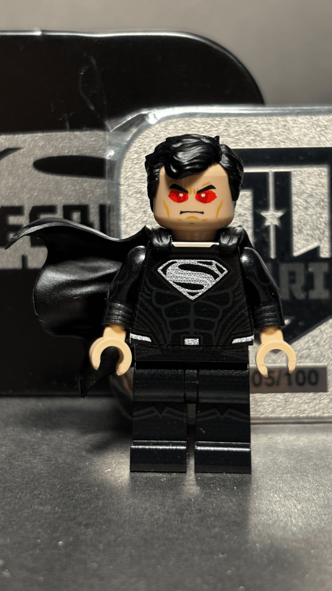 Superman (Black suit) photo 2